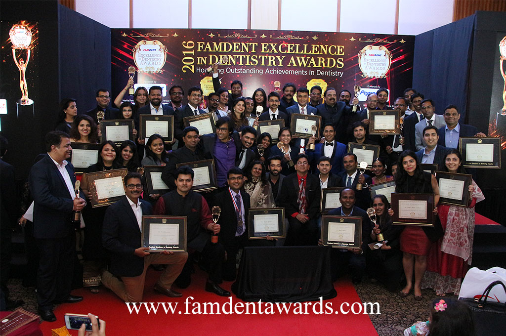 Dr. Rashmi Best Specialist Award at Famdent 2015