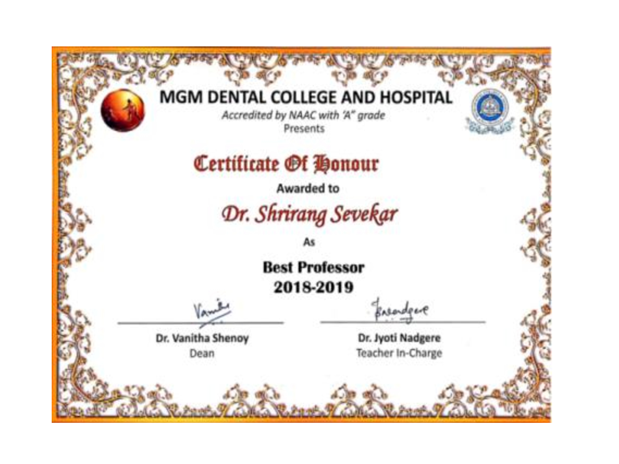 Best professor - awarded to Dr Shrirang Sevekar at Magnum 2018-19